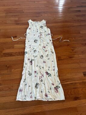 Enfocus Studio Cream Floral Tie-Waist Maxi Dress